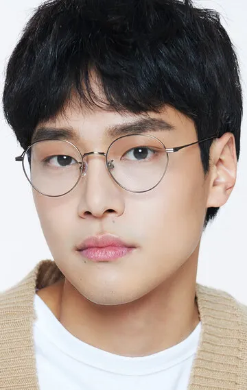 Фотография актёра – Кан Ю-сок (Kang Yoo-seok)