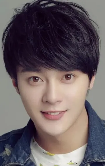 Фотография актёра – Ли Цзюньчэнь (Li Junchen)