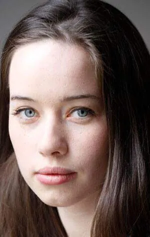 Фотография актёра – Анна Попплуэлл (Anna Popplewell)