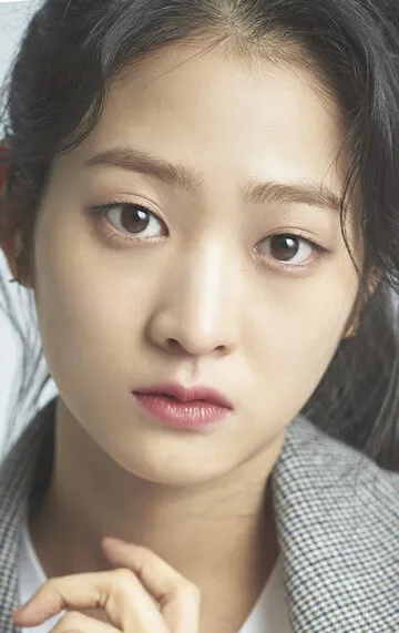 Фотография актёра – Пэ Ну-ри (Bae Noo-ri)