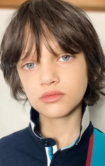 Фотография актёра – Питер ДеСоуза-Фейхони (Peter DeSouza-Feighoney)