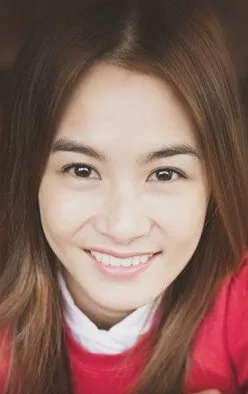 Фотография актёра – Кан Хе-джон (Kang Hye-jeong)