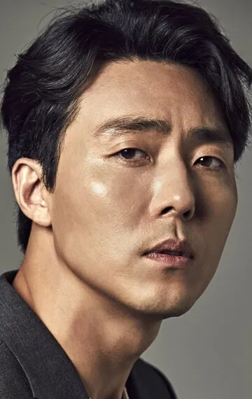 Фотография актёра – Ли Му-сэн (Lee Moo-saeng)