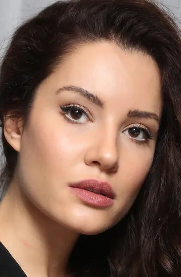 Фотография актёра – Ece Irtem