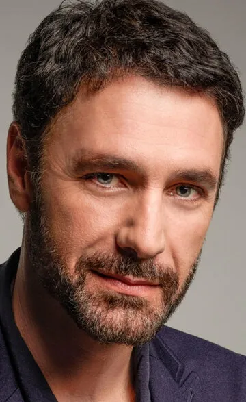 Фотография актёра – Рауль Бова (Raoul Bova)