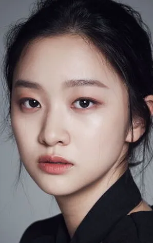 Фотография актёра – Ким И-гён (Kim Yi-gyeong)