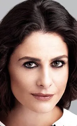 Фотография актёра – Эбру Озкан (Ebru Özkan)