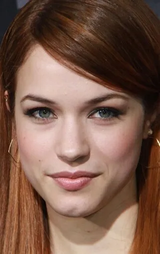 Фотография актёра – Алексис Нэп (Alexis Knapp)