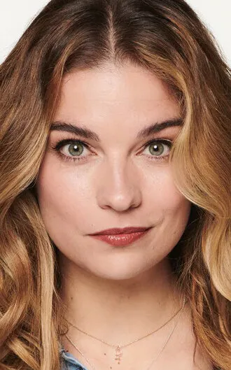 Фотография актёра – Энни Мерфи (Annie Murphy)