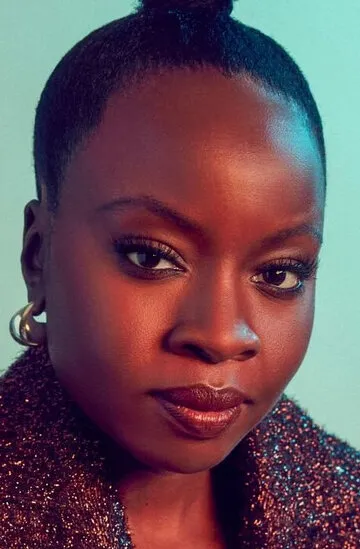 Фотография актёра – Данай Гурира (Danai Gurira)