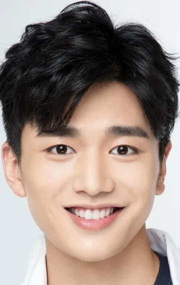 Фотография актёра – И Дацянь (Yi Daqian)