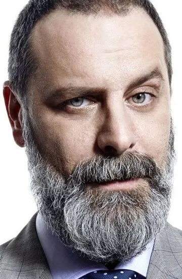 Фотография актёра – Озан Гювен (Ozan Güven)