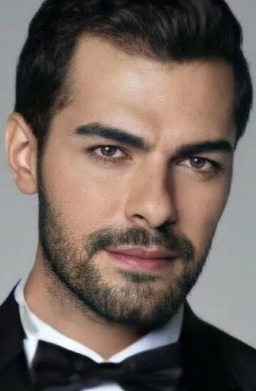 Фотография актёра – Gökberk Yildirim