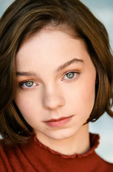 Фотография актёра – Эмма Майерс (Emma Myers)