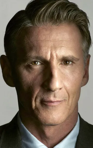 Фотография актёра – Крис Стэнли (Christopher Stanley)