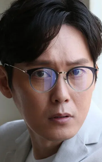 Фотография актёра – Пак Пён-ын (Park Byeong-eun)