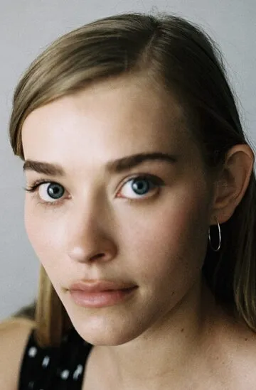 Фотография актёра – Милена Чарнтке (Milena Tscharntke)