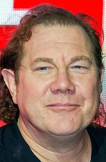 Фотография актёра – Фред Таташиор (Fred Tatasciore)