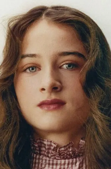 Фотография актёра – Рэффи Кэссиди (Raffey Cassidy)