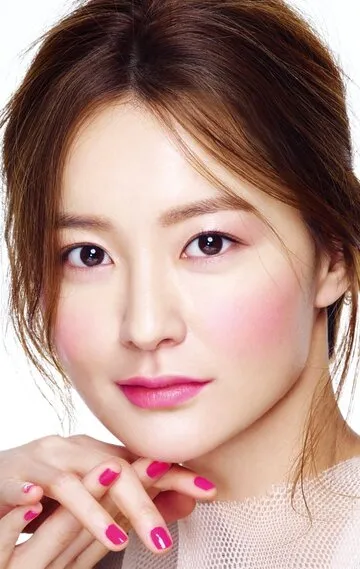 Фотография актёра – Чон Ю-ми (Jeong Yoo-mi)