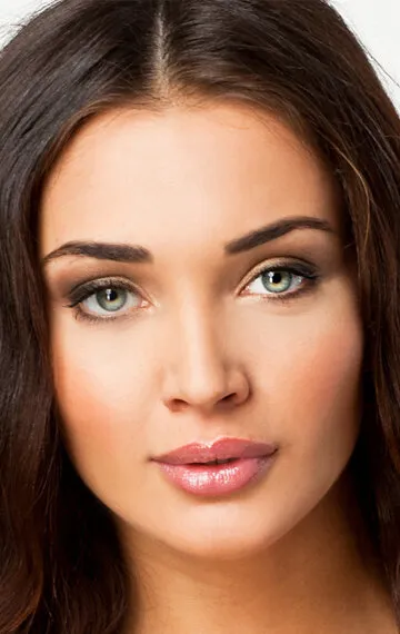 Фотография актёра – Эми Джексон (Amy Jackson)