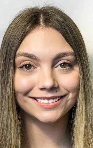 Фотография актёра – Лэйси Довер (Lacey Dover)