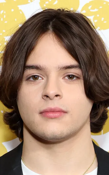 Фотография актёра – Мейс Коронел (Mace Coronel)