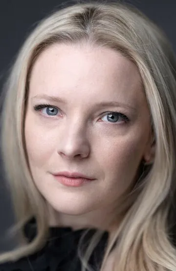 Фотография актёра – Морвет Кларк (Morfydd Clark)