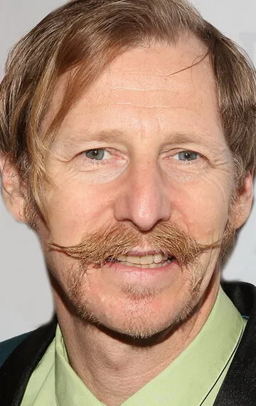 Фотография актёра – Лью Темпл (Lew Temple)
