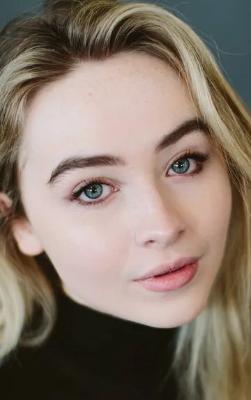 Фотография актёра – Сабрина Карпентер (Sabrina Carpenter)