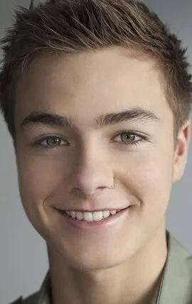 Фотография актёра – Пейтон Мейер (Peyton Meyer)