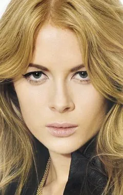 Фотография актёра – Эмили Бичем (Emily Beecham)